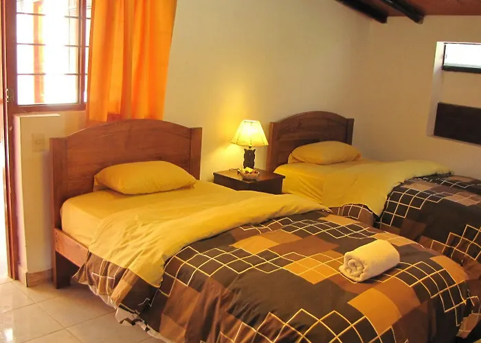 Casa Privada Con Vista A Montanas Dona Catta Hébergement de vacances Ollantaytambo